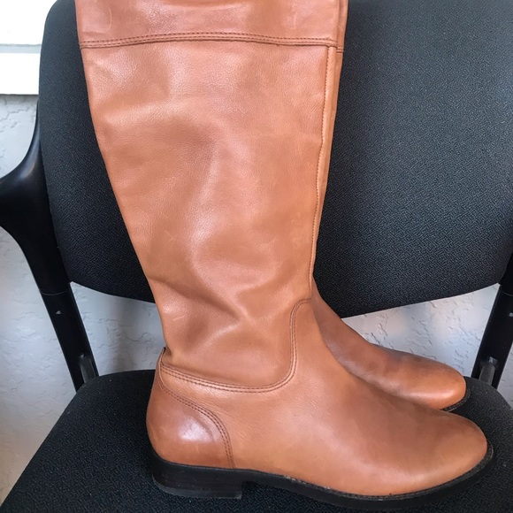 71/2 Ralph Lauren riding boots . - Picture 2 of 5
